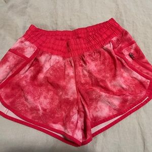 Lululemon Tracker Shorts. Pink Tie Dye